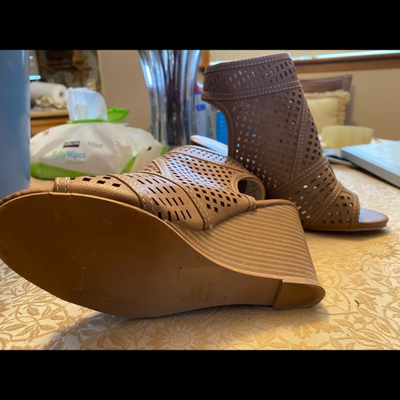 Open toe wedge sandals - Picture 5 of 5